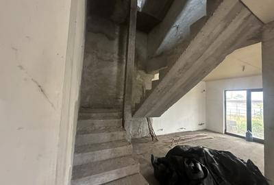 Casă la roșu cu teren 1248 mp | Misleanu, Ialomița | Comision  Cumparator 0 | - 10