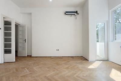 4-BEDROOM APARTMENT FOR RENT – CENTRAL LOCATION - VICTORIEI - 4