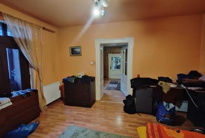 Casa 3 camere libera la vanzare CRISTIAN - 6