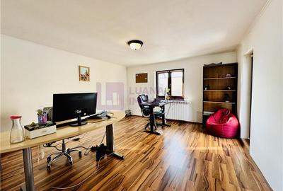 Casa individuala | suprafata utila 360 mp | teren 430 mp | Calea Poplacii - 18