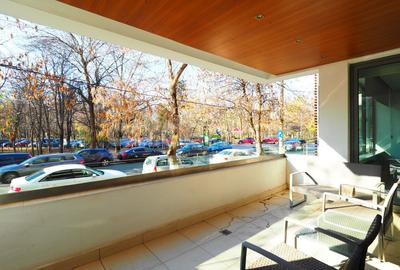 Apartament modern cu 2 camere si vedere spre parc - 1