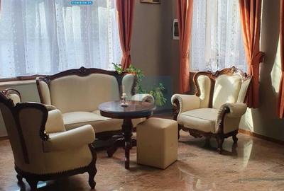 Casă cu 4 camere în Titulescu