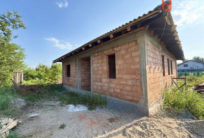 Casa individuala cu 3 camere si 656 mp teren, de vanzare in Sanmihaiu Roman - 3