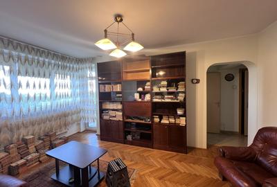Apartament 3 camere Cotroceni, etaj 4, mobilat parțial - 1