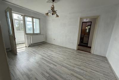 De vânzare apartament 2 camere etaj intermediar 42mp - 1
