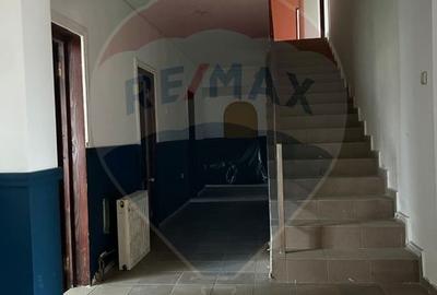 Pensiune/Casă cu 18 camere de vânzare în Campulung Moldovenesc - 5
