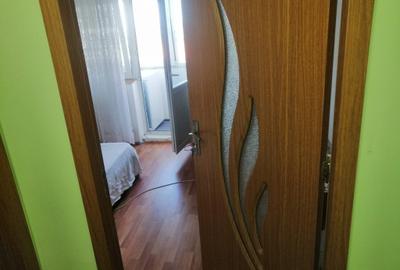 3 camere, mobilat și utilat - 12