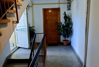 2 camere Găvana 3 , Decomandat / Centrală , Amplasament DEOSEBIT - 17