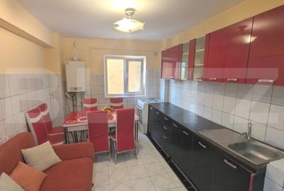 Apartament cu 2 camere decomandat, mobilat în Cetate