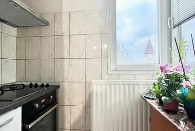 Apartament cu 3 camere, etaj 5 de vanzare, zona Lunei - 7