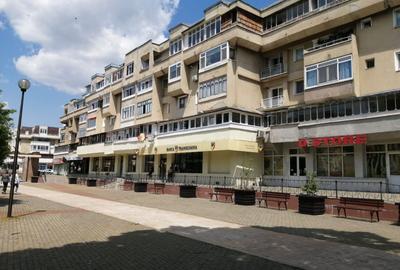 Spațiu comercial ultracentral, 200 mp singurul vad 100% pietonal Roman - 6