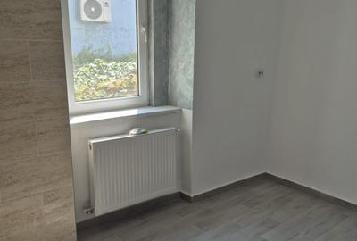 Apartament la casa etaj  renovat central - 7