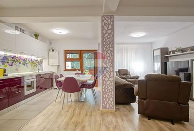 Apartament cu 4 camere decomandat, mobilat în Cioplea