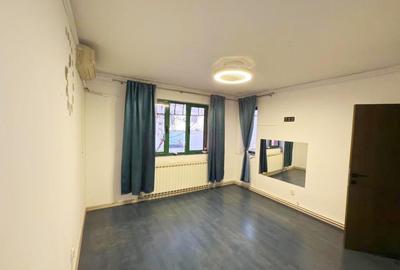 Vatra Luminoasa / Piata Iancului / Vila individuala cu 6 camere/ 230 mp - 25