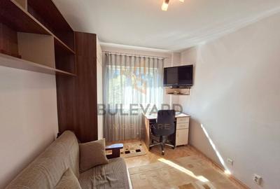 Apartament 3 camere decomandate + parcare, mijlocul strazii Titulescu! - 4