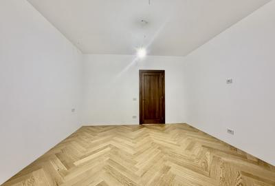 Apartament la parter cu gradina privata,  în Foresti Sinaia - 12