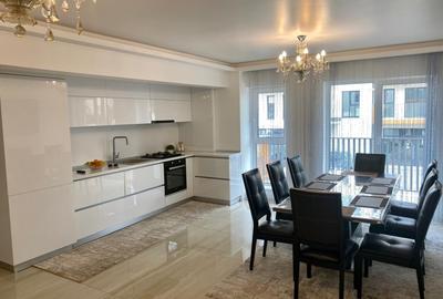 Apartament cu 3 camere, mobilat în Florești