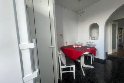 De vânzare apartament cu 2 camere pe str. Republicii - 6