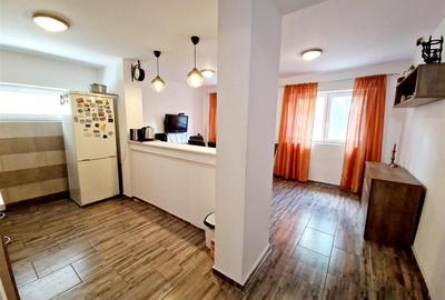 CASA DE VANZARE CRAIOVA,  5 camere ,str. T. Vladimirescu , teren - 200 mp - 15