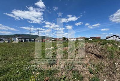 Teren Construcții intravilan de 450 mp, în Micești