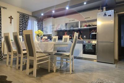 Apartament cu 4 camere, mobilat în Florești