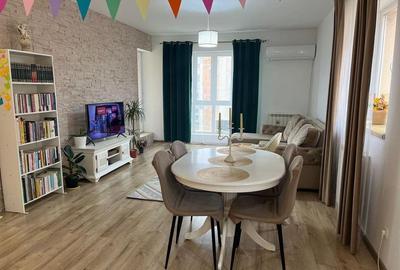 Apartament cu 3 camere decomandat, mobilat în Tătărași