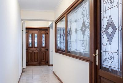 Vila in Damaroaia,aproape de lac,5 dormitoarere cu baie proprie,1000mp teren - 8