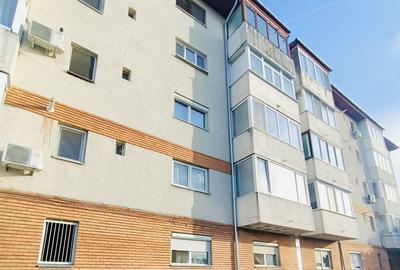Steaua | 38 mp utili | Etaj 2 | Centrală proprie | Decomandat - 13