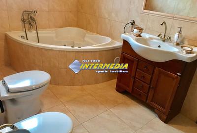 Casa de vanzare Alba Iulia CETATE cu 4 dormitoare si living finisata complet - 13