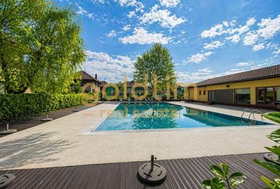 SUPERBA/SPATII DEPOZITARE/ANSAMBLU INCHIS CU PISCINA/RENOVATA - 54