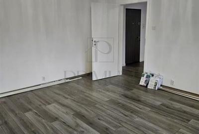 DOROBANTILOR - 2 Camere - Parter inalt - Decomandat - Centrala proprie - 2