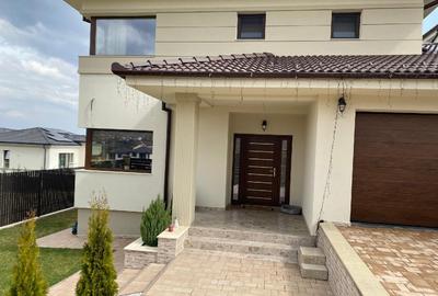 Casă nouă la cheie 5 camere 3 băi 413 mp teren Cisnadioara - Cisnădie - 1