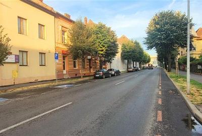 Apartament cu 3 camere decomandat, mobilat în Ultracentral