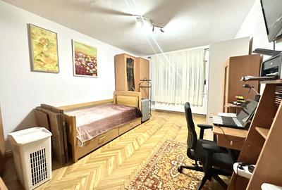Apartament cu 2 camere decomandat, mobilat în Aradului