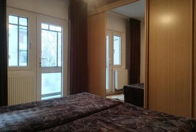 Decomandat cu 2 balcoane la etajul 1 linga Judetean - 1