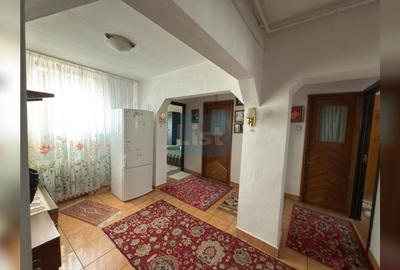Apartament cu 3 camere decomandate, 21 Decembrie 1989 - 3