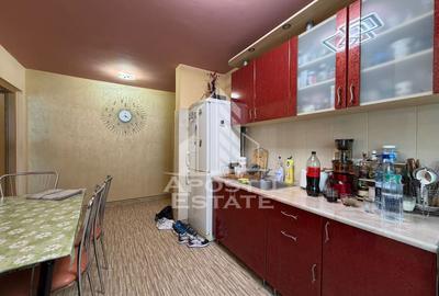 Apartament cu 3 camere, semidecomandat,centrala proprie,zona Girocului - 8