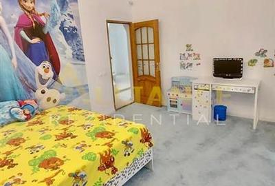 #Aparatorii Patriei | Vila individuala P+1+M - Teren 471 MP - 13