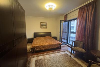 Apartament spatios cu vedere la parc, prima linie - 16