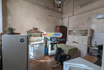 Unirii Cantemir vila P+2 ,210 mp utili, 8 camere teren 155 mp - 14