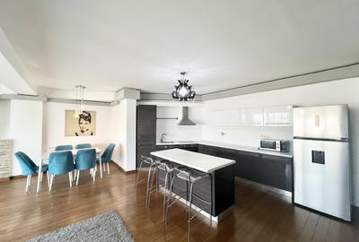 Apartament cu 3 camere semidecomandat, mobilat în Pipera