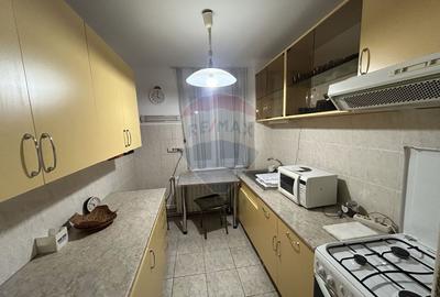 Apartament et. 1 cu 3 camere de închiriat str. V. Babes zona TBC - 5