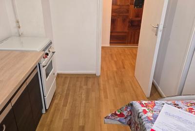 Inchiriez sau vand apartament 4 camere in Deva, zona Pietei Centrale, etaj 3, - 9