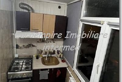 Apartament 3 camere de vanzare zona Tomis 3