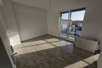 Apartament cu 3 camere decomandat în Vitan