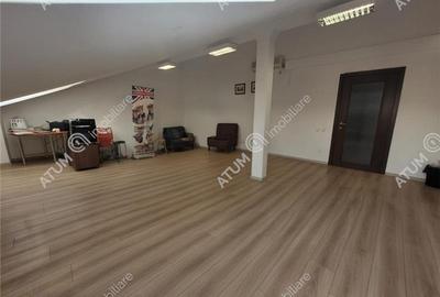 Birou, de 85 mp, în Central