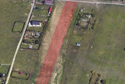Teren Construcții intravilan de 5000 mp, în Tractorul