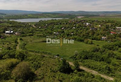 Teren compact intravilan 8000 mp vedere spre Lac, utilități - 2