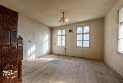 Casa din lemn, teren 384 mp: oportunitate  renovare, Simeria,  Sfantu Gheorghe, - 2