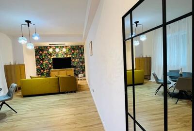 Apartament cu 2 camere decomandat, mobilat în 9 Mai